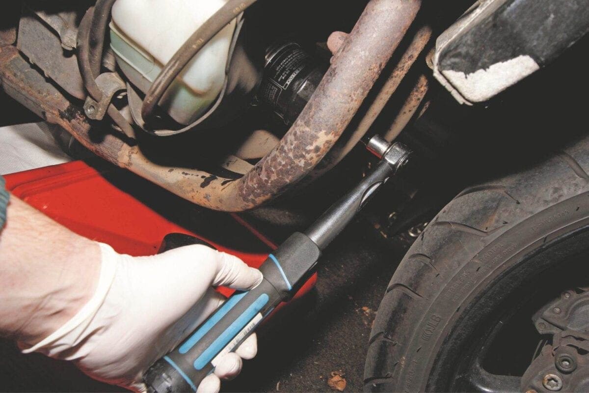 motorcycle oil change