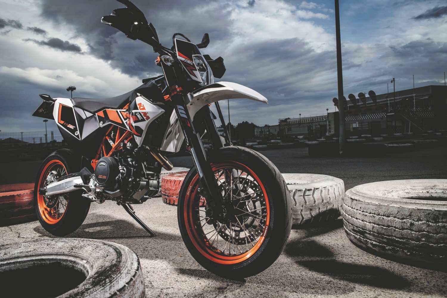 Zucker Herausziehen Sanftmut Ktm 690 Smc R 14 Amazon Danner Treppen At Zucker Herausziehen Sanftmut Ktm 690 Smc R 14 Amazon Danner Treppen At