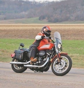Roof-Boxer-V8-helmet-in-action