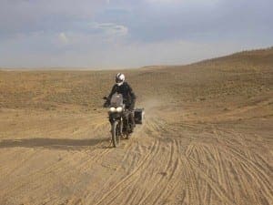 2mororider_TURKMENISTAN-RIDING