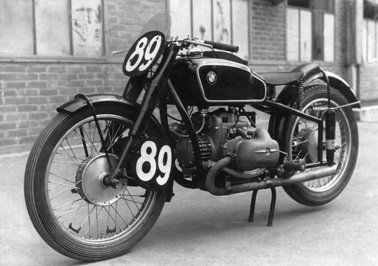 Georg Meier S 1939 Type 255 On Display At Iom Classic Tt Morebikes
