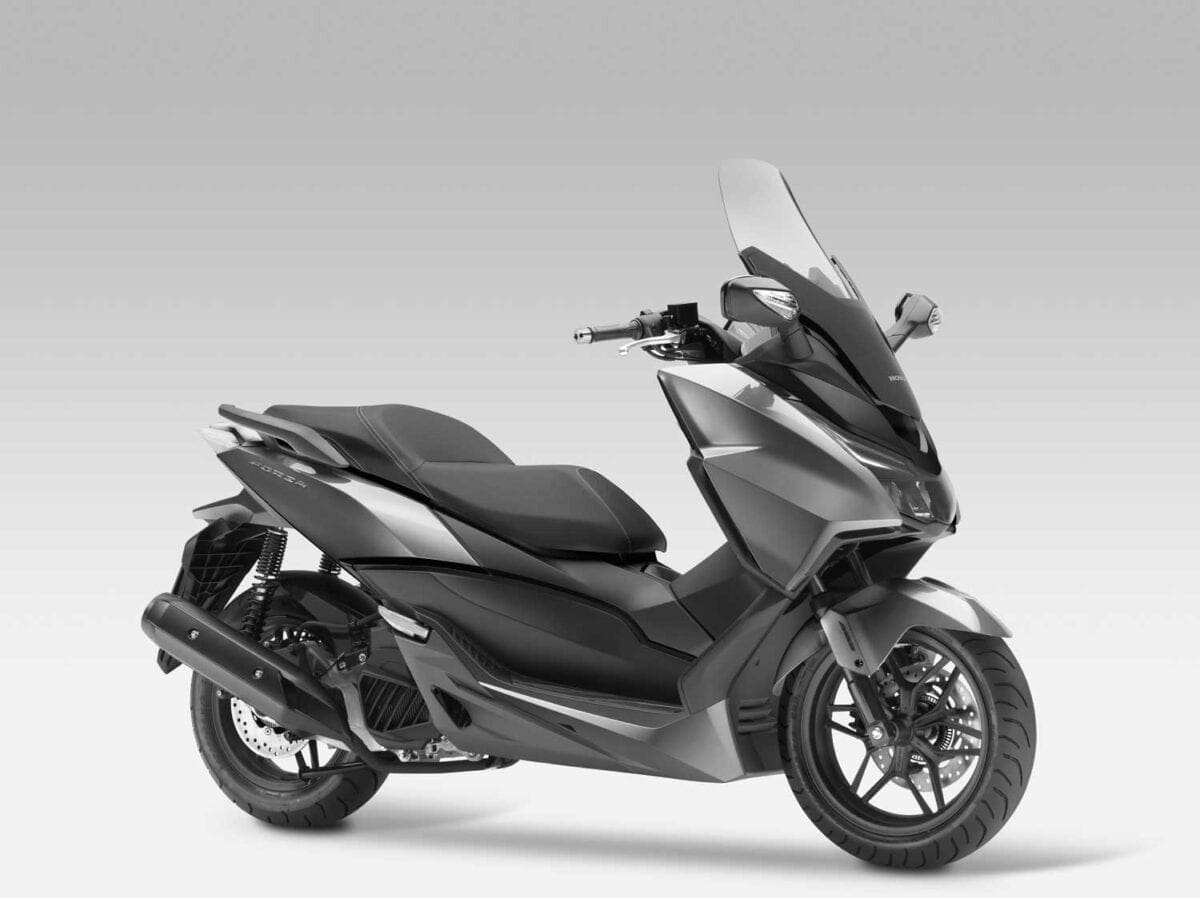 Honda forza 125 on road price online