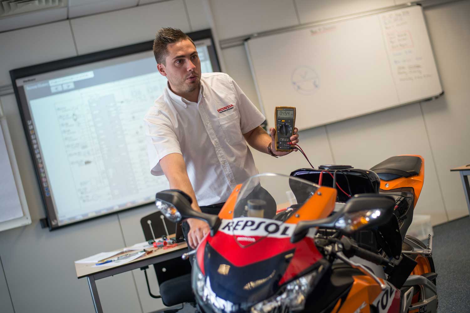 Motorcycle Mechanic Apprenticeship Opportunities At The Honda Institute Morebikes