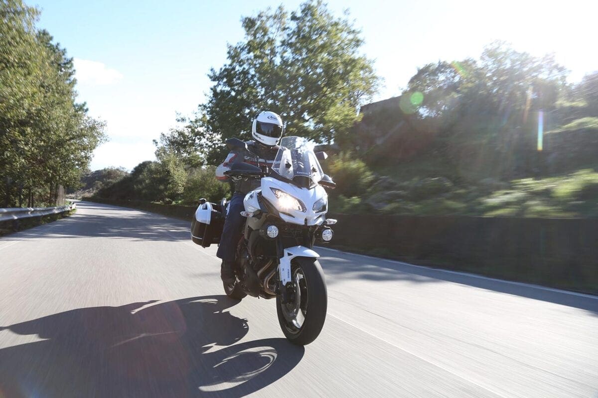 2015 Kawasaki Versys 650 Review Morebikes 2015 Kawasaki Versys 650 Review Morebikes