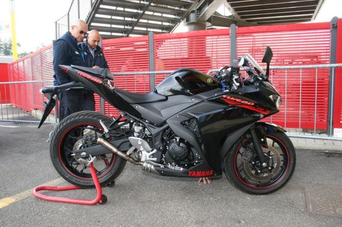 Supercharged 2016 Yamaha R3 built and revealed