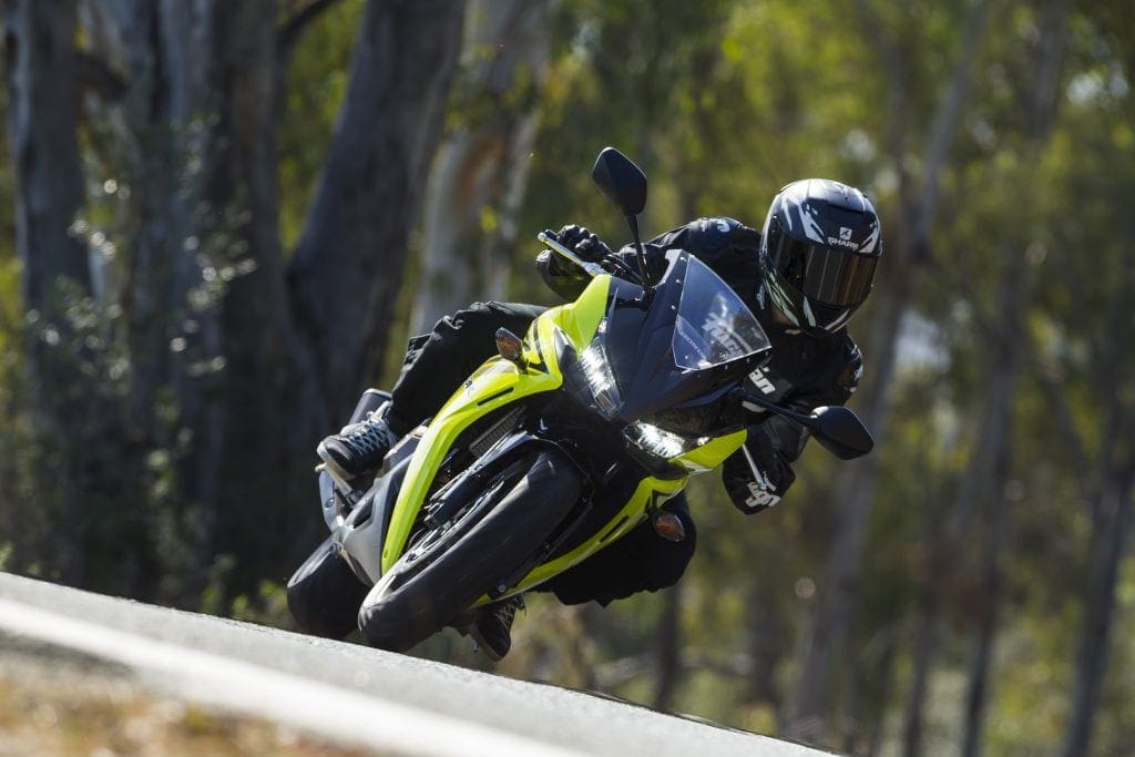 Honda_CBR500R_YM16