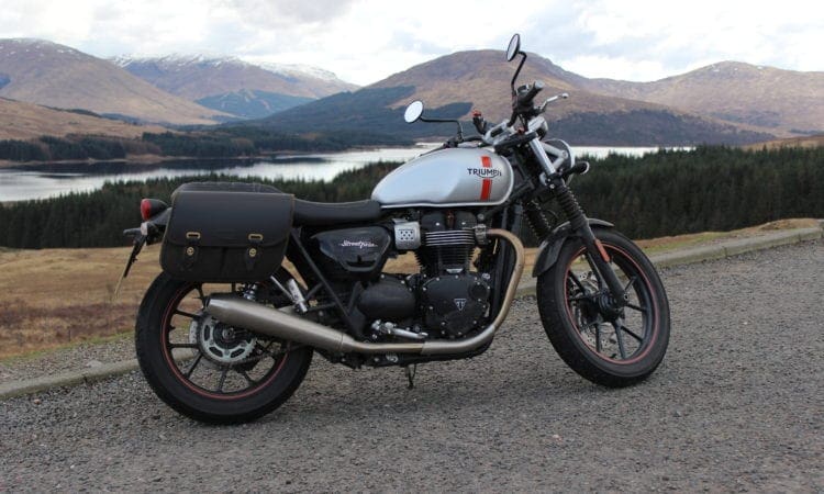 triumph street twin touring