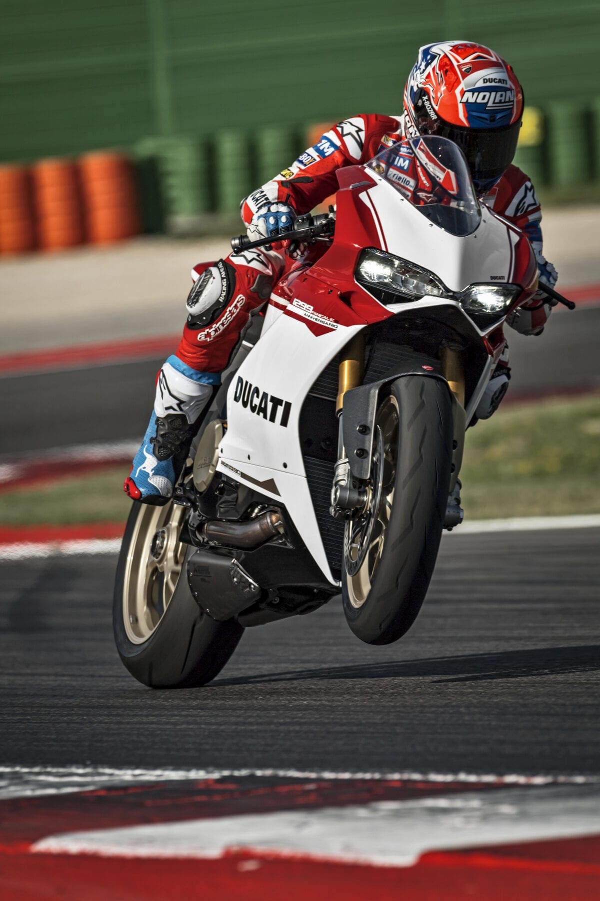 Ducati reveals special edition 1299 Panigale S Anniversario