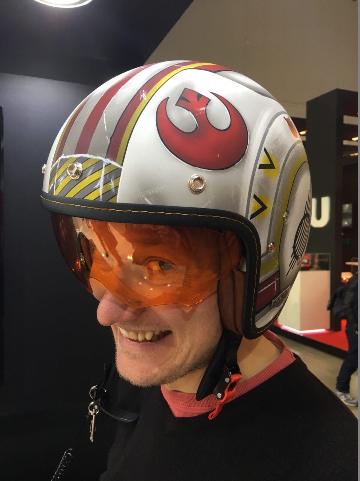 Bike helmets store rebel