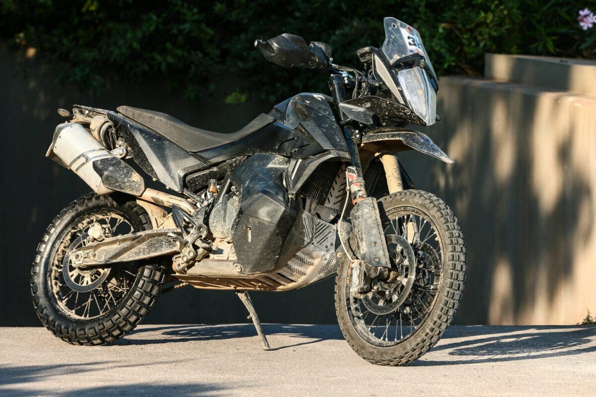 KTM has officially REVEALED it s 2019 790 Adventure R motorcycle