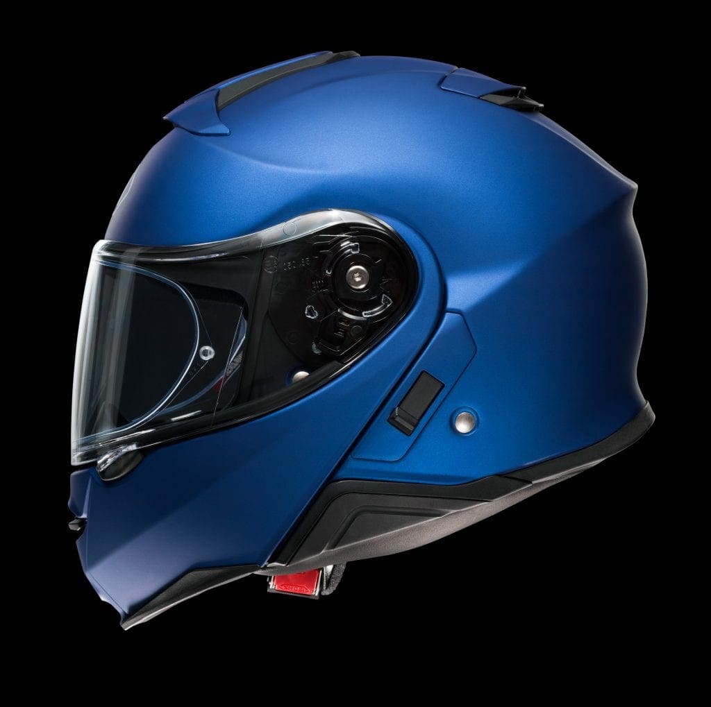 PRODUCT REVIEWS: Shoei Neotec II Helmet | MoreBikes