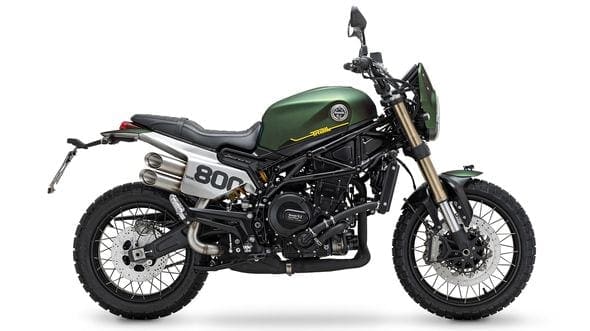 Benelli Leoncino Trail 800.