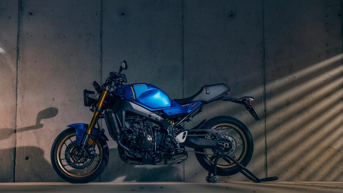 Yamaha's XSR900