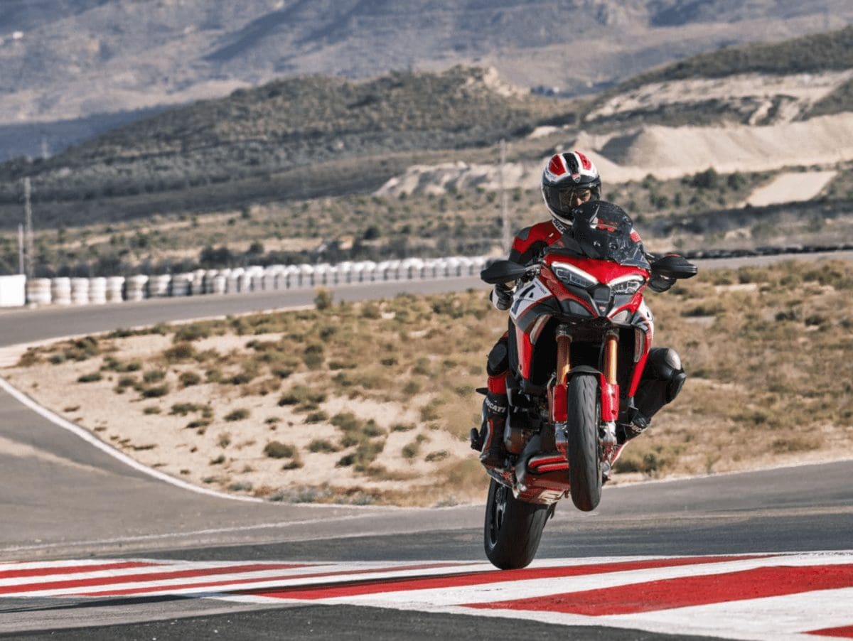 Ducati multistrada v4 s pikes peak