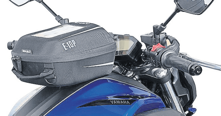 Shad E-10P Motorcycle Tank Bag on the motorcycle