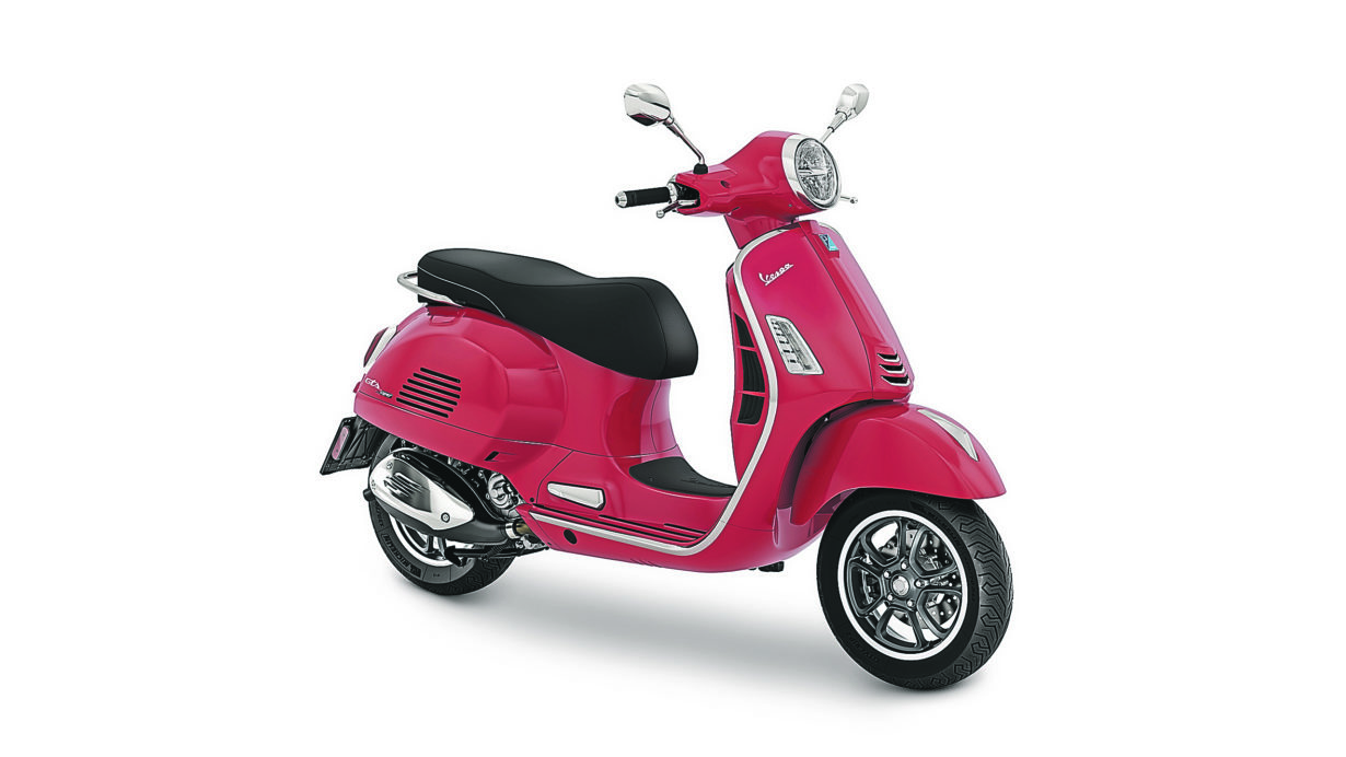 1 - Vespa GTS Super 300