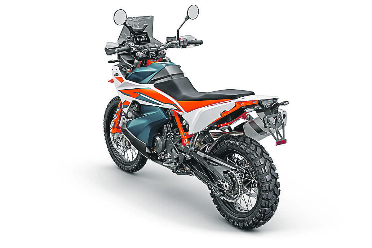 KTM890