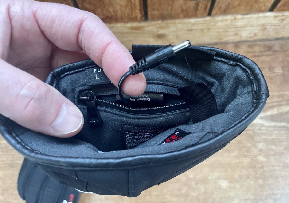 The batteries are quick to connect and tuck away in a pocket