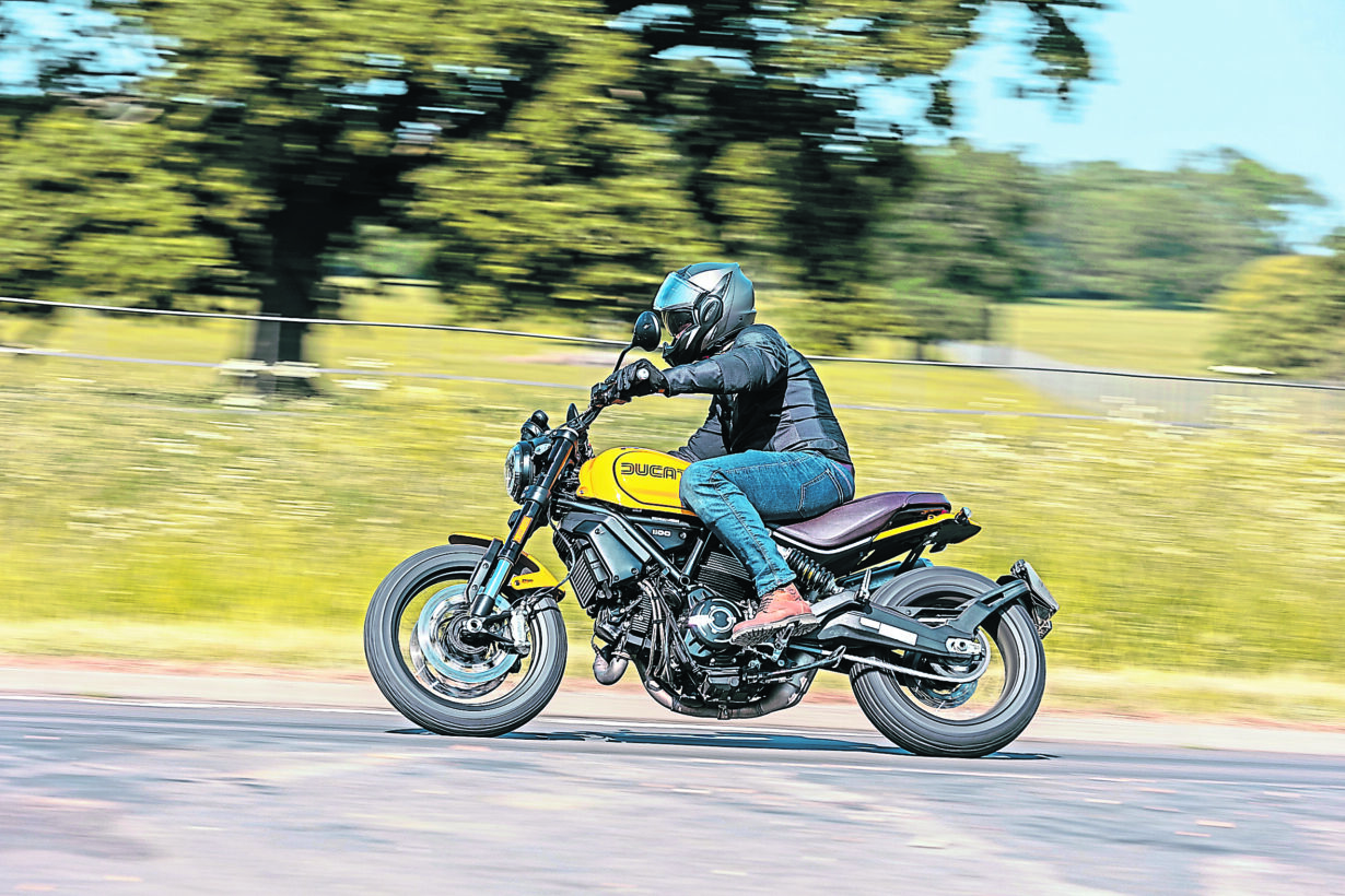 Ducati Scrambler TRIBUTE 1100