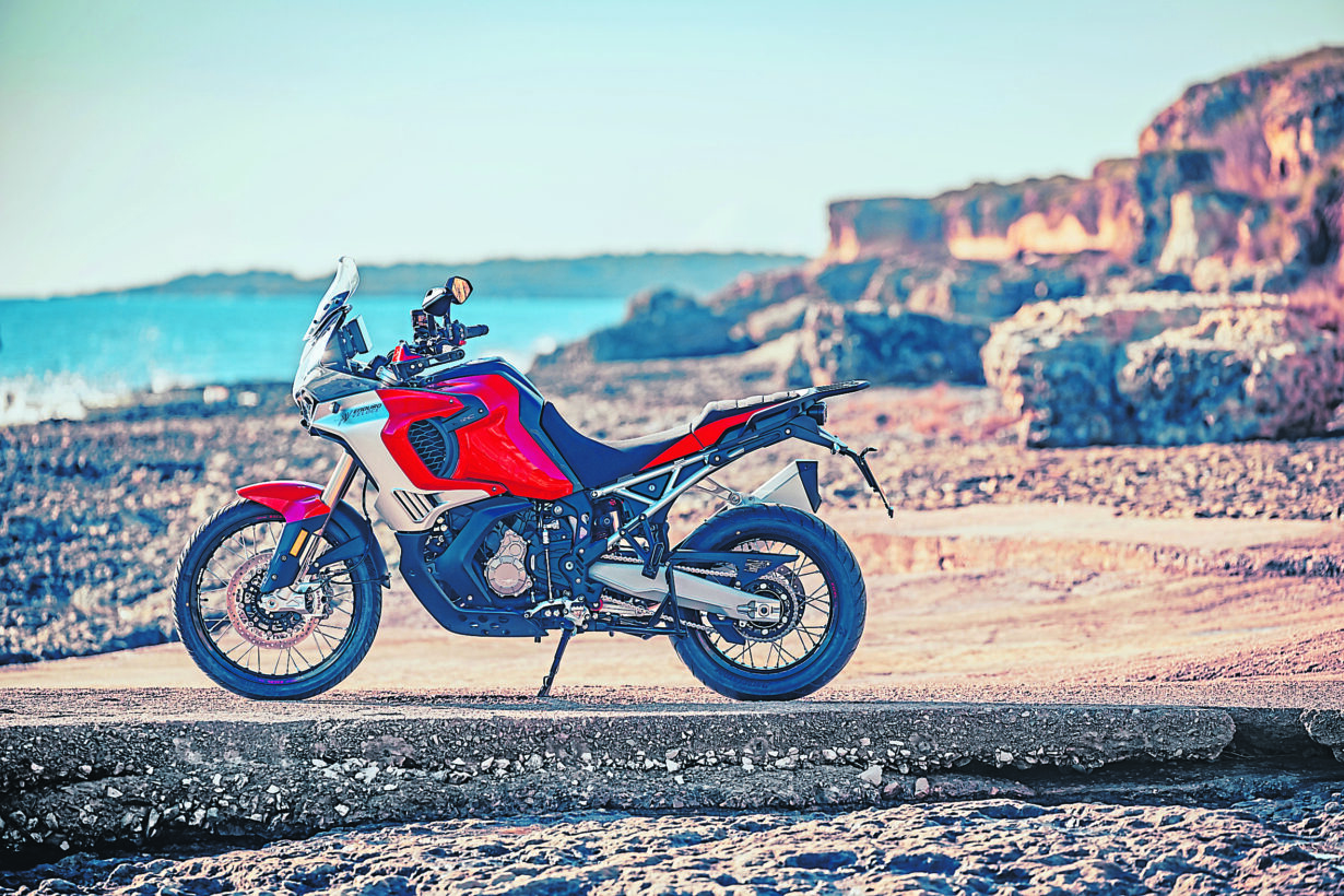 2024 MV Agusta ENDURO VELOCE