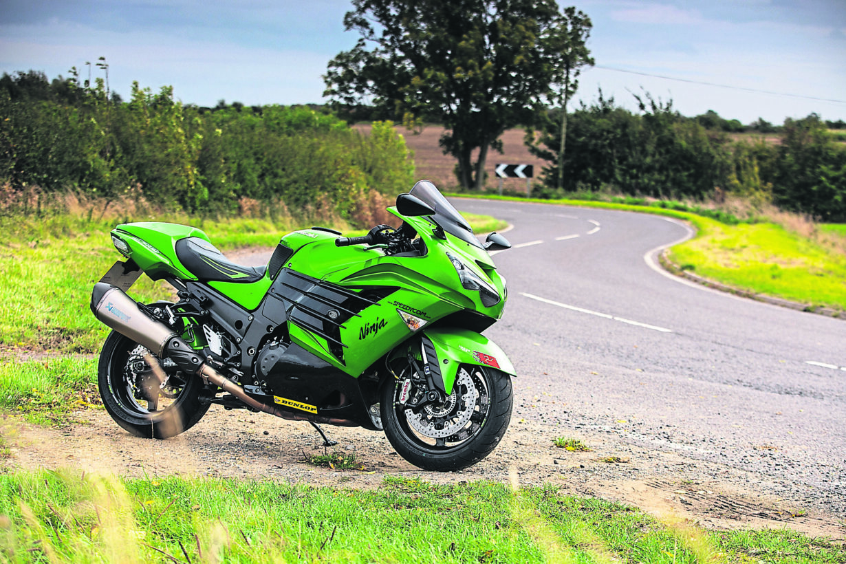 Kawasaki zzr 1400 2019 new arrivals