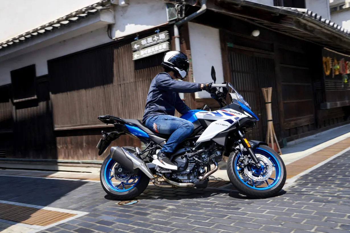 Suzuki SV-7GX